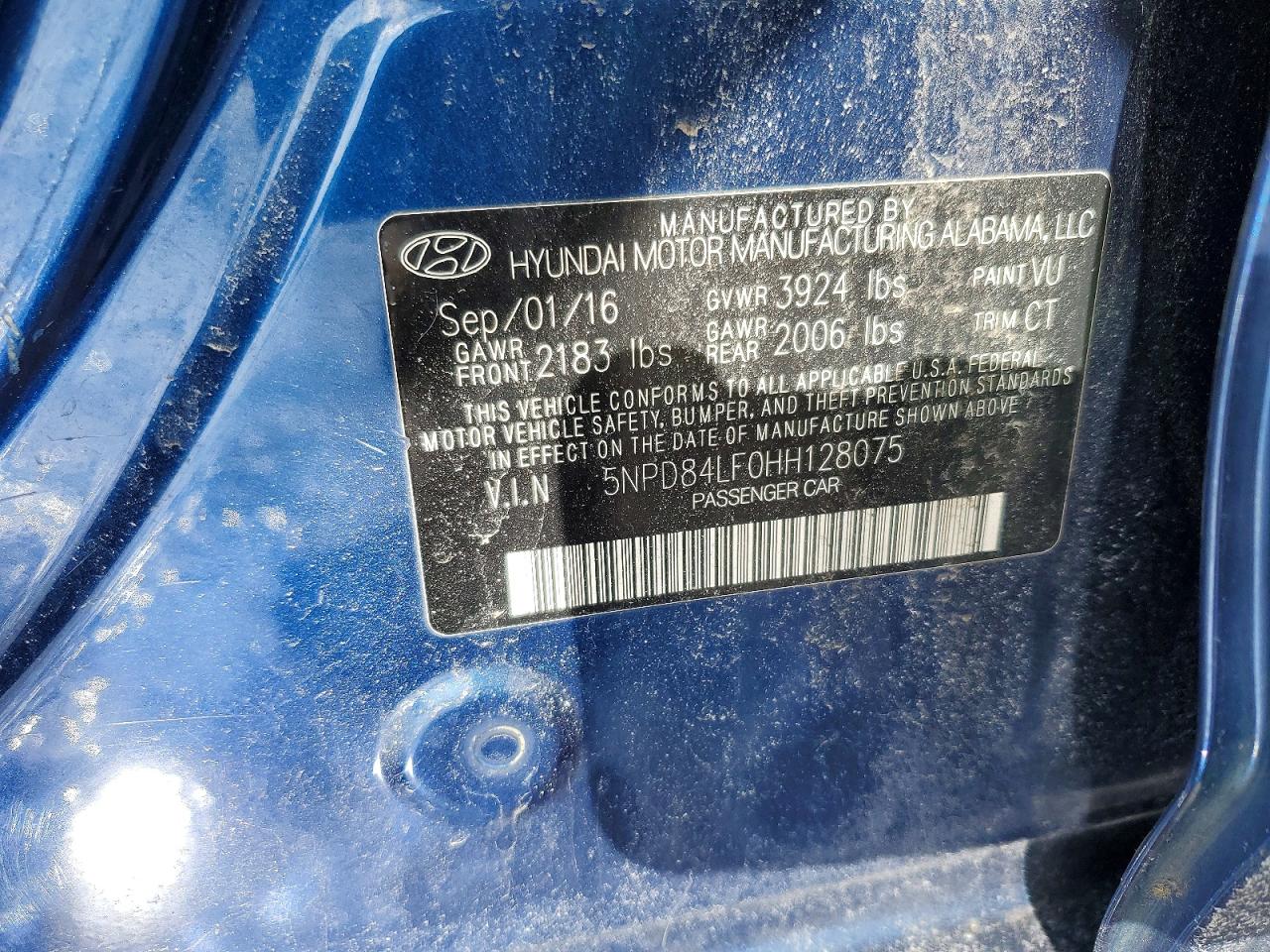 2017 HYUNDAI ELANTRA photo 12