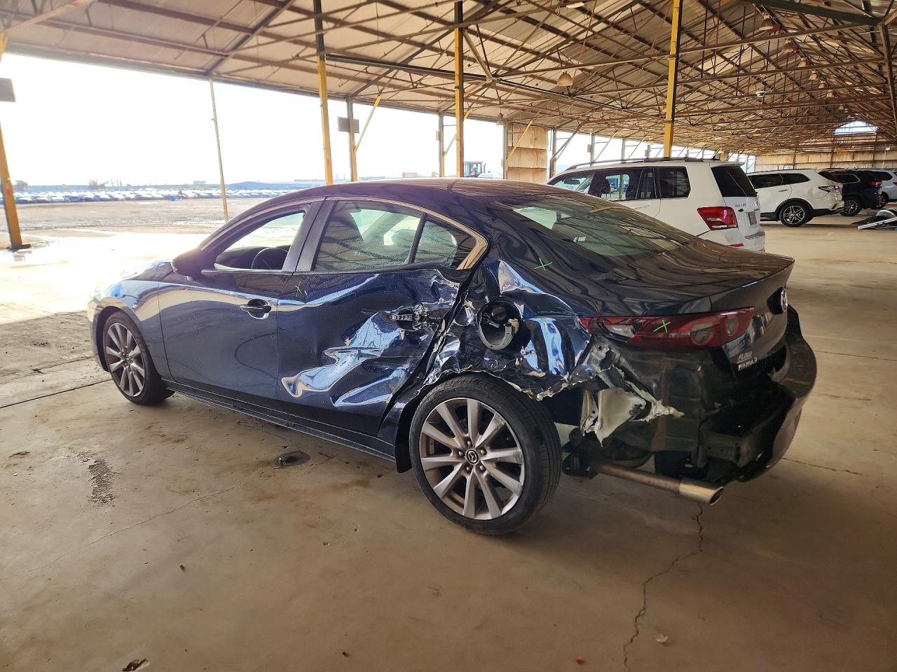 2019 MAZDA 3 SELECT photo 4