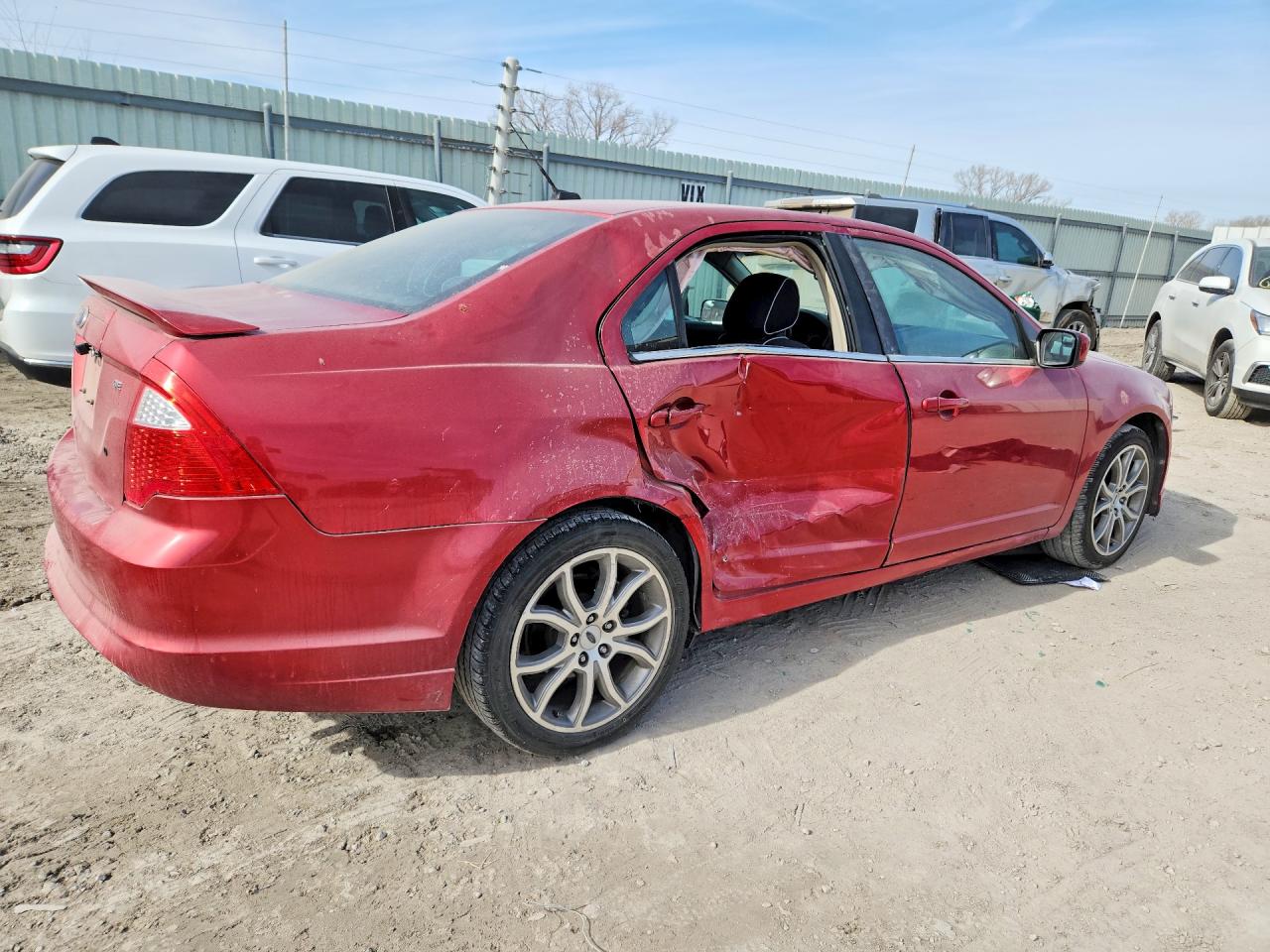 2011 FORD FUSION SE photo 3