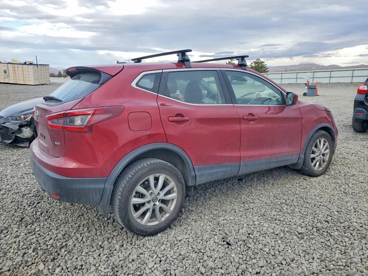 2020 NISSAN ROGUE SPORT S photo 3