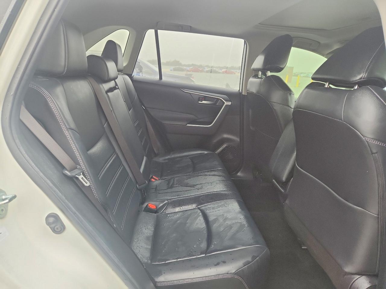 2019 TOYOTA RAV4 XLE PREMIUM photo 11