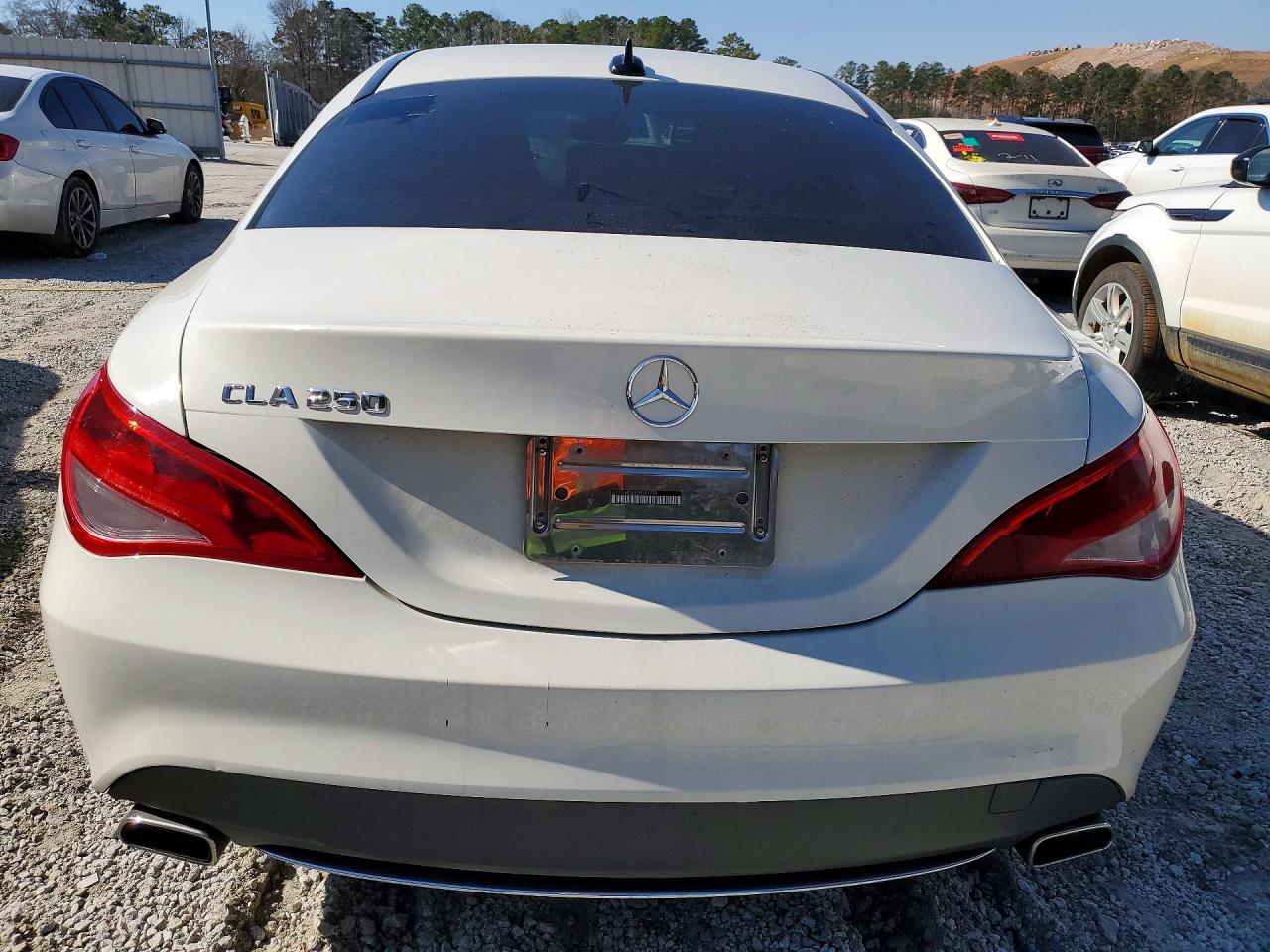 2016 MERCEDES-BENZ CLA 250 photo 11