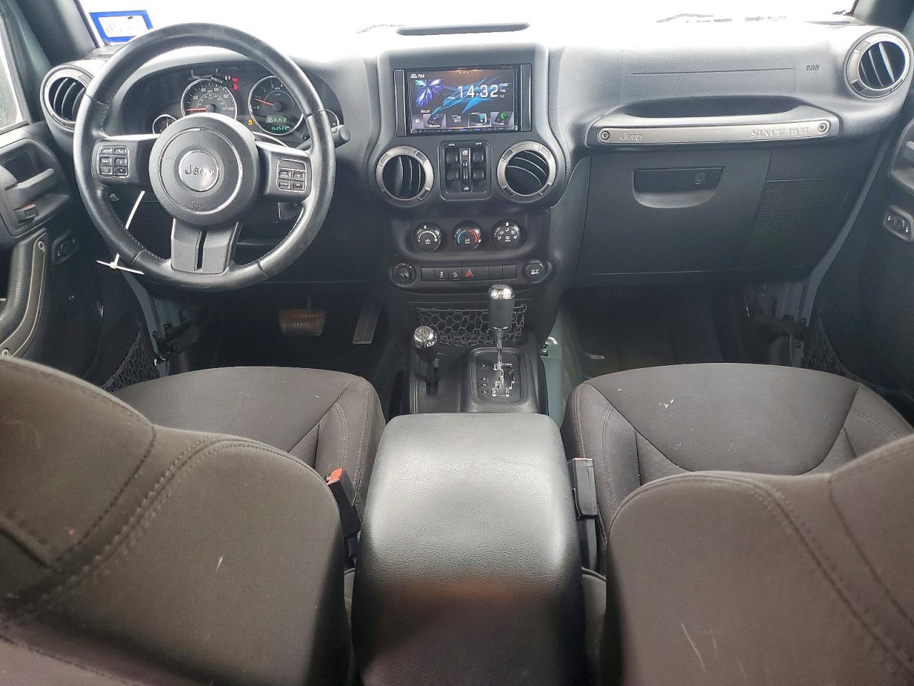 2015 JEEP WRANGLER UNLIMITED SPORT photo 15