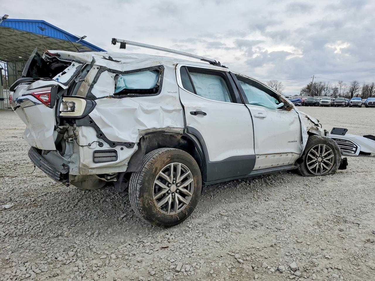 2019 GMC ACADIA SLE photo 5