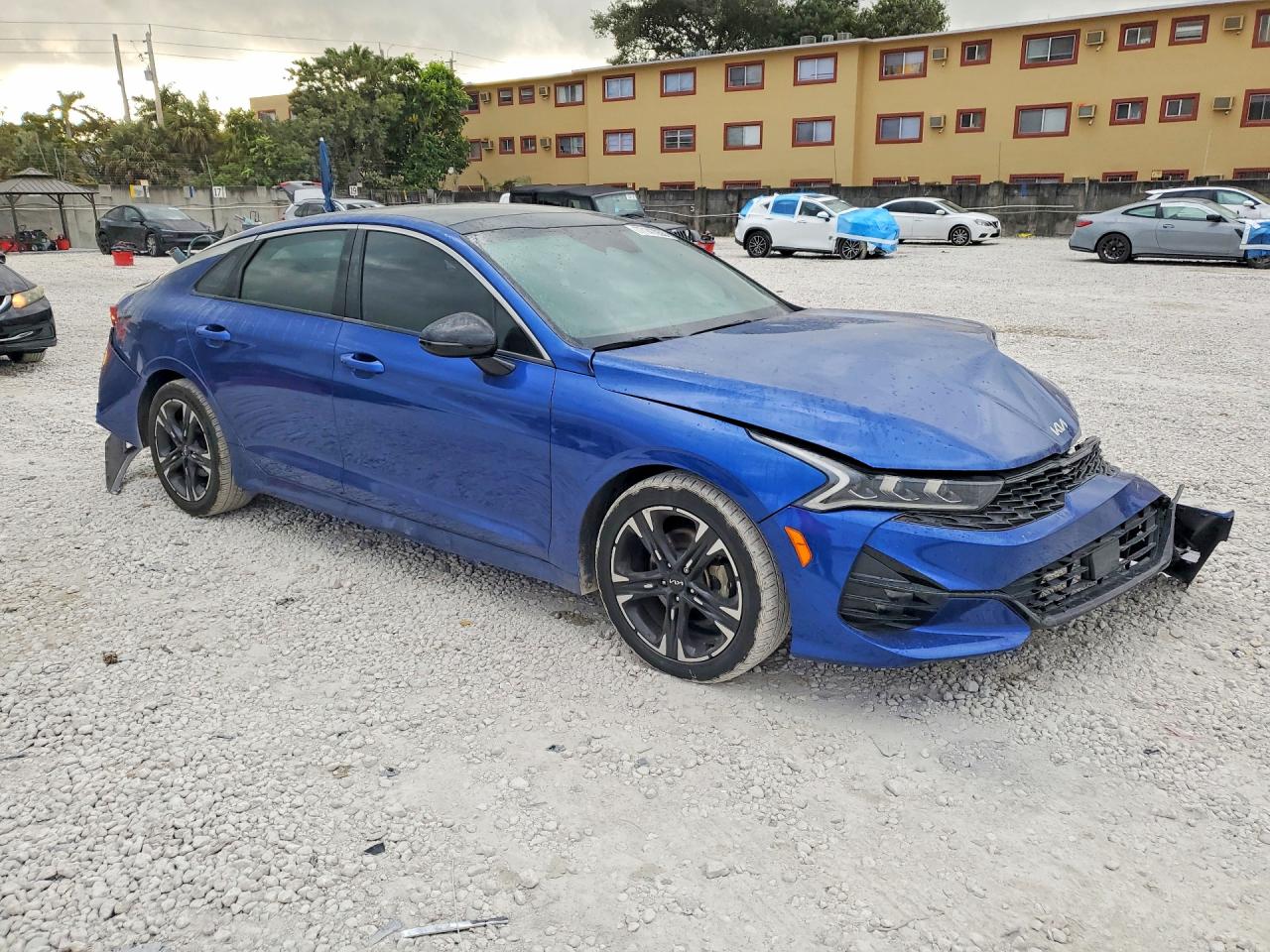 2023 KIA K5 GT-LINE photo 4
