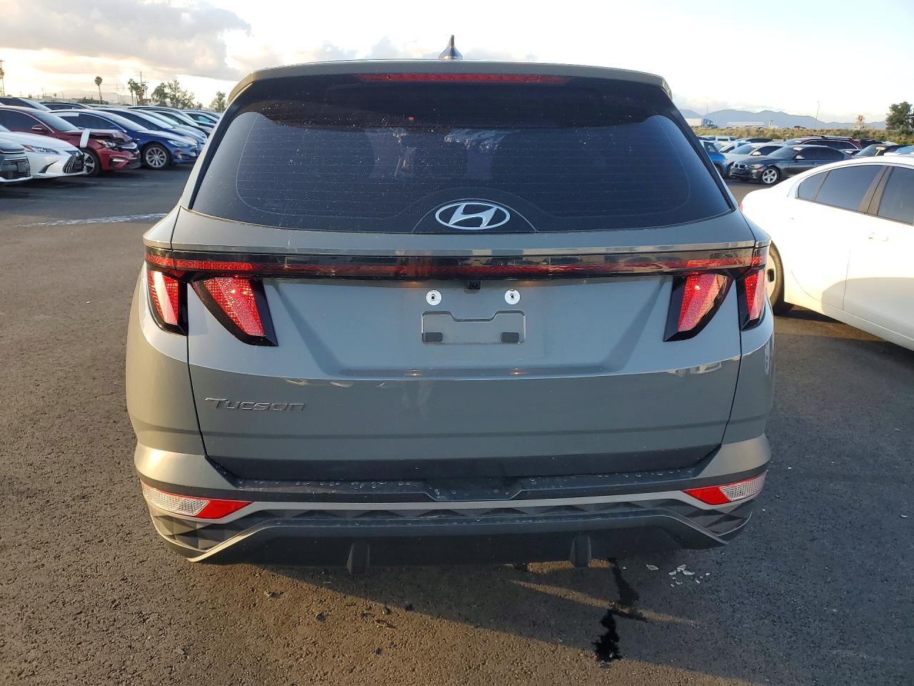 2024 HYUNDAI TUCSON SE photo 11
