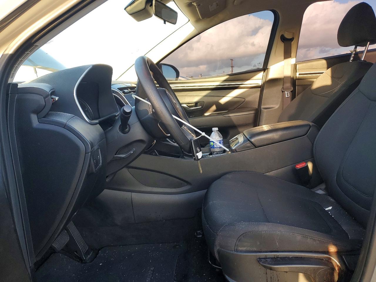 2024 HYUNDAI TUCSON SE photo 13