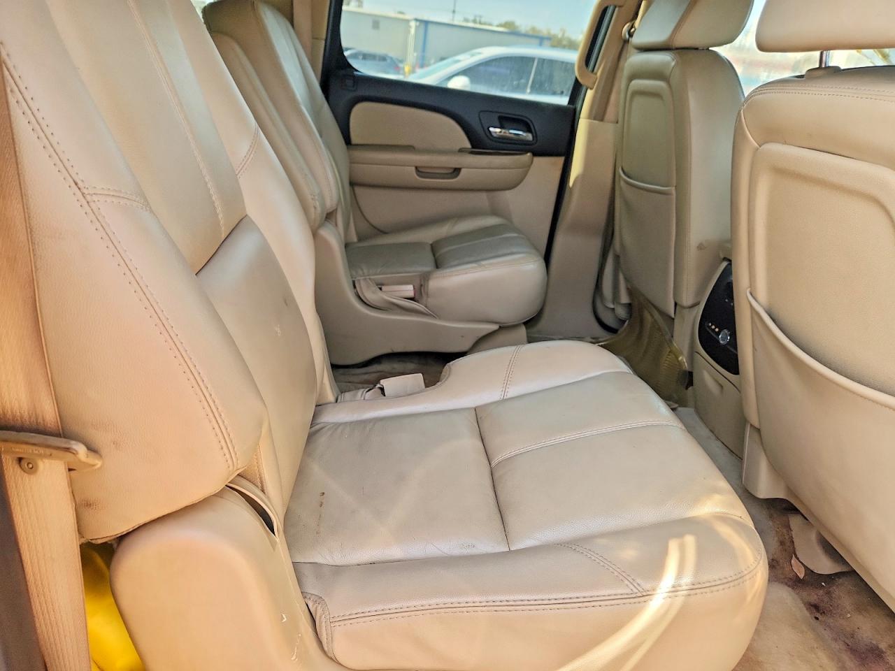 2007 CHEVROLET SUBURBAN C1500 photo 21