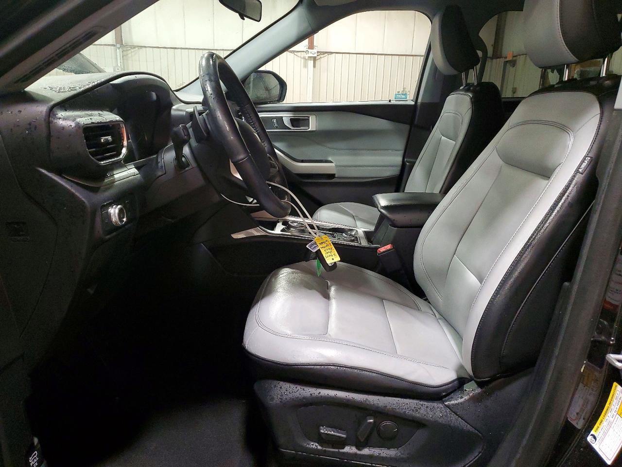 2021 FORD EXPLORER XLT photo 7