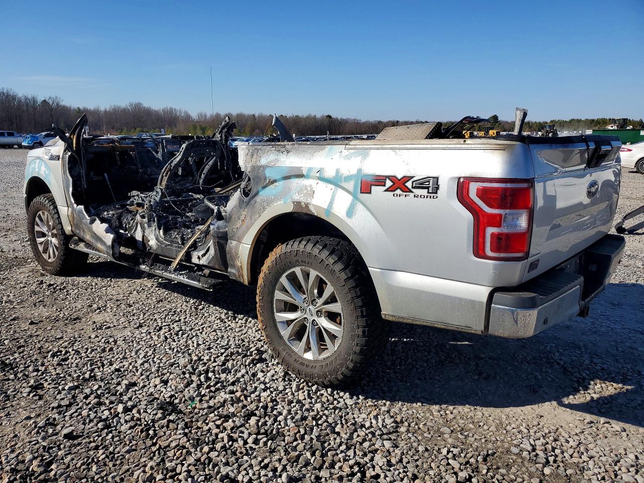 2018 FORD F150 SUPERCREW photo 2