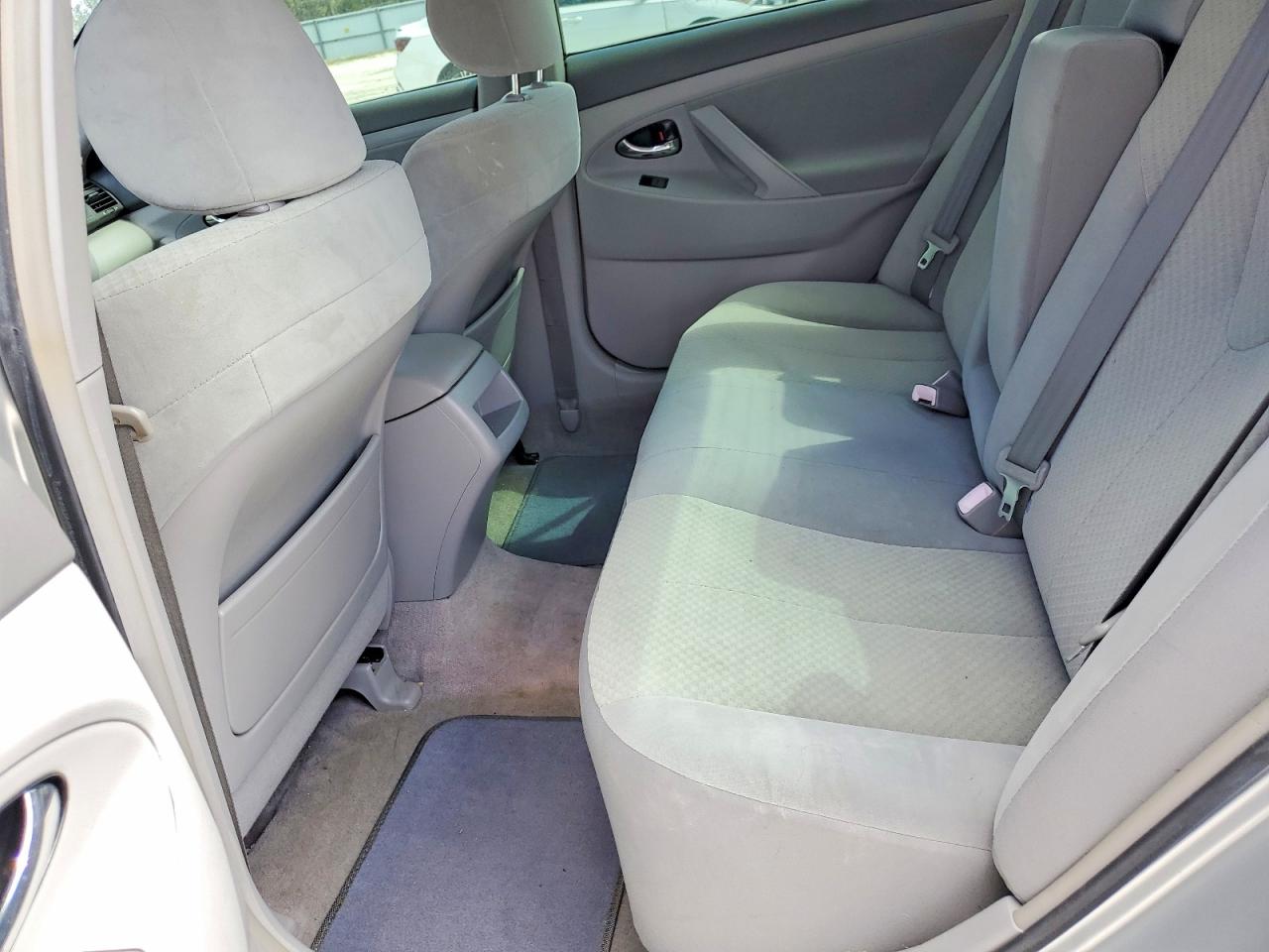 2007 TOYOTA CAMRY LE photo 19