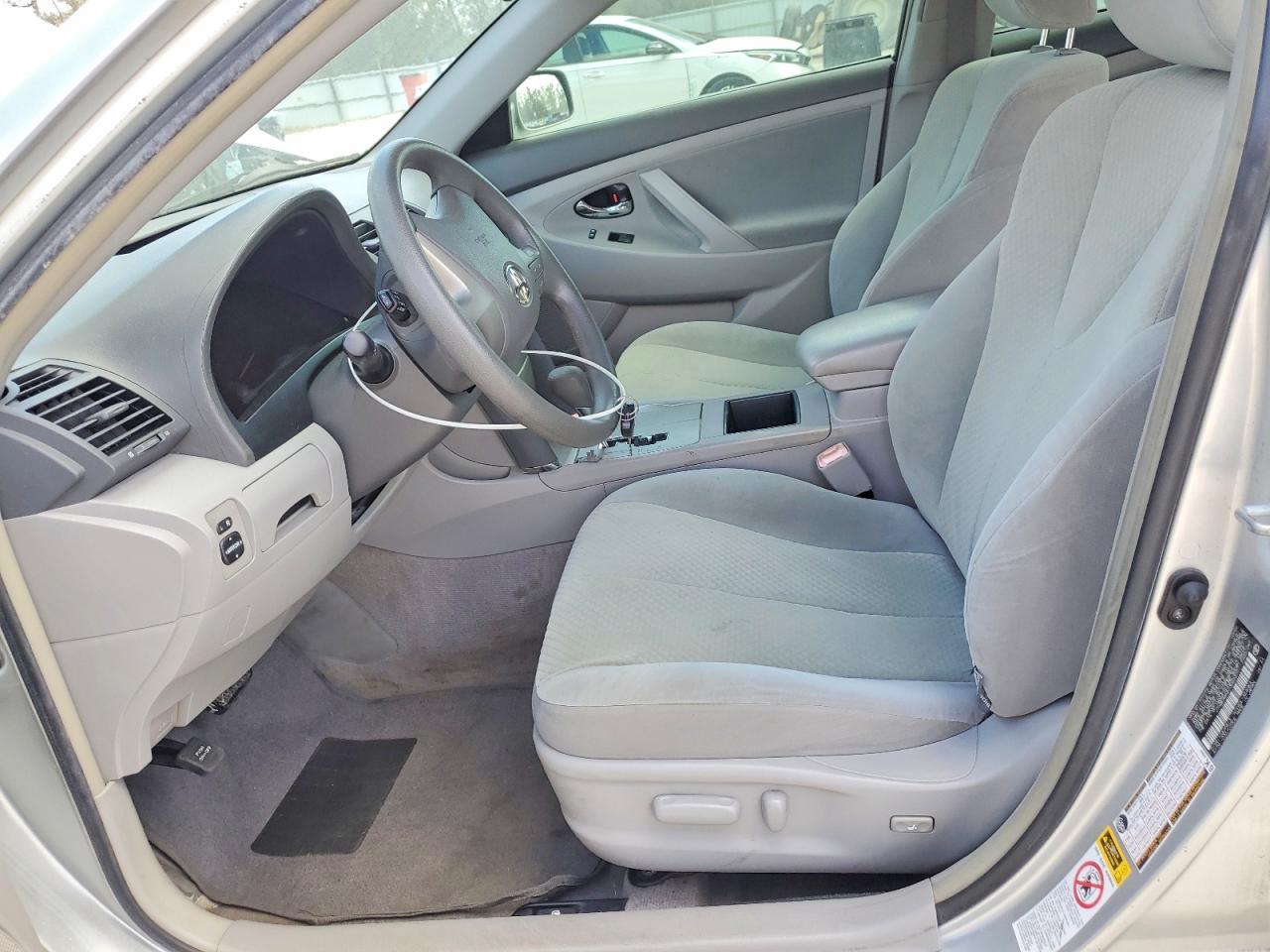 2007 TOYOTA CAMRY LE photo 13