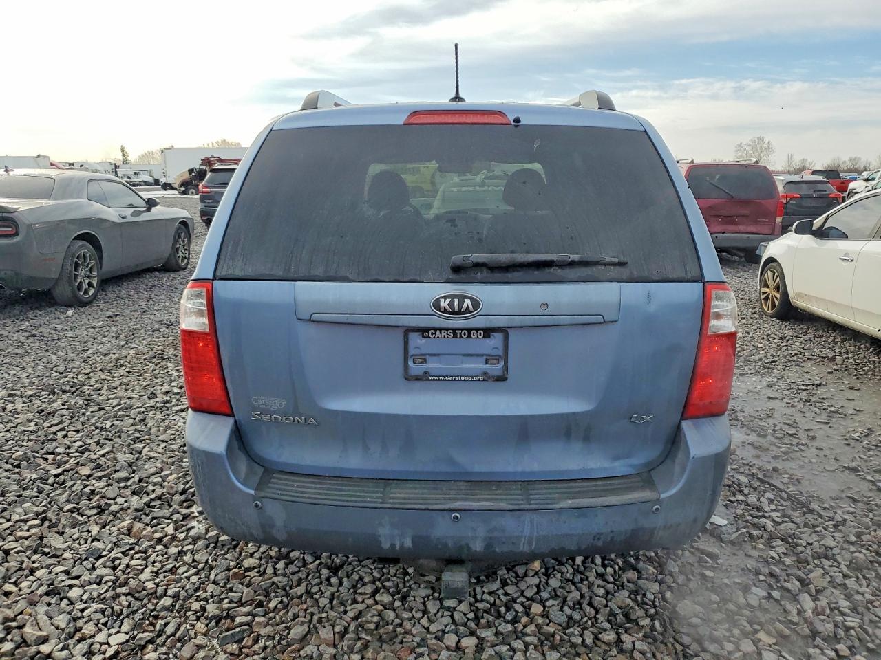 2009 KIA SEDONA EX photo 16