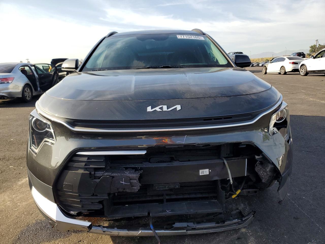 2023 KIA NIRO EX photo 9