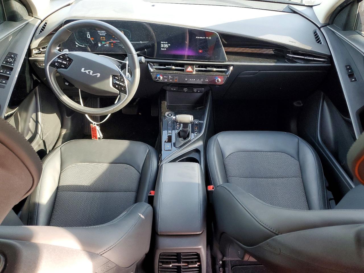 2023 KIA NIRO EX photo 15