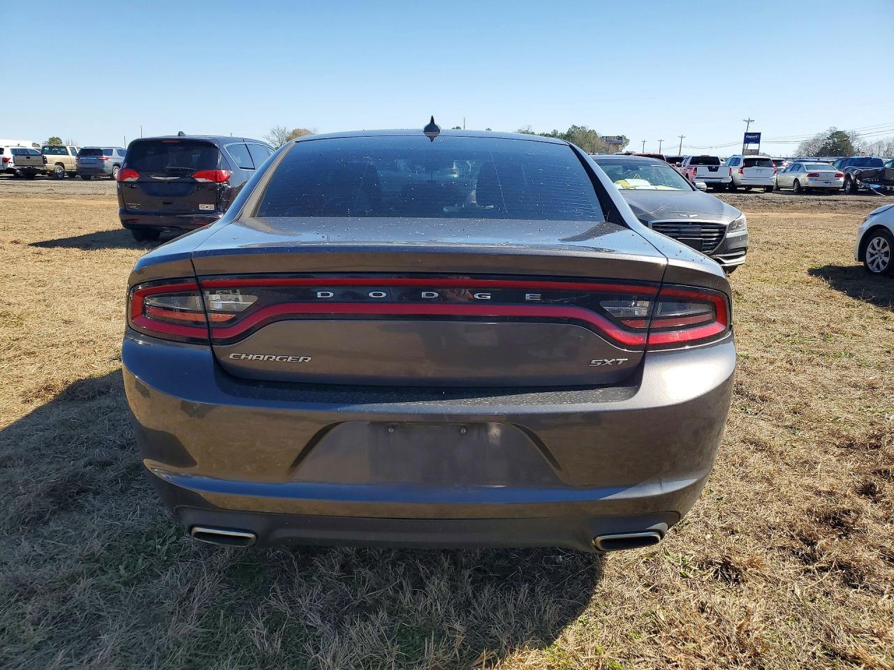 2015 DODGE CHARGER photo 6