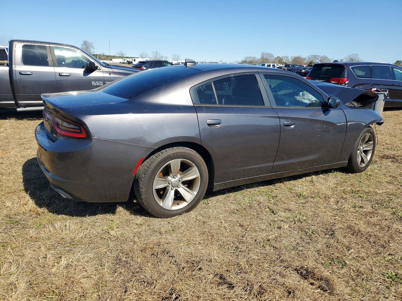 2015 DODGE CHARGER photo 3