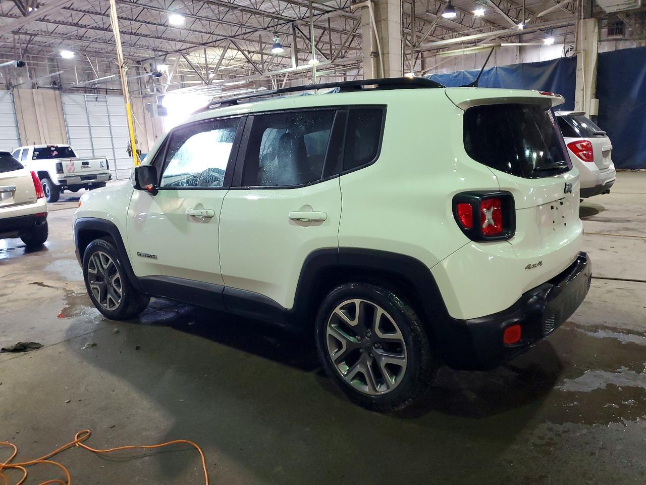 2017 JEEP RENEGADE LATITUDE photo 4