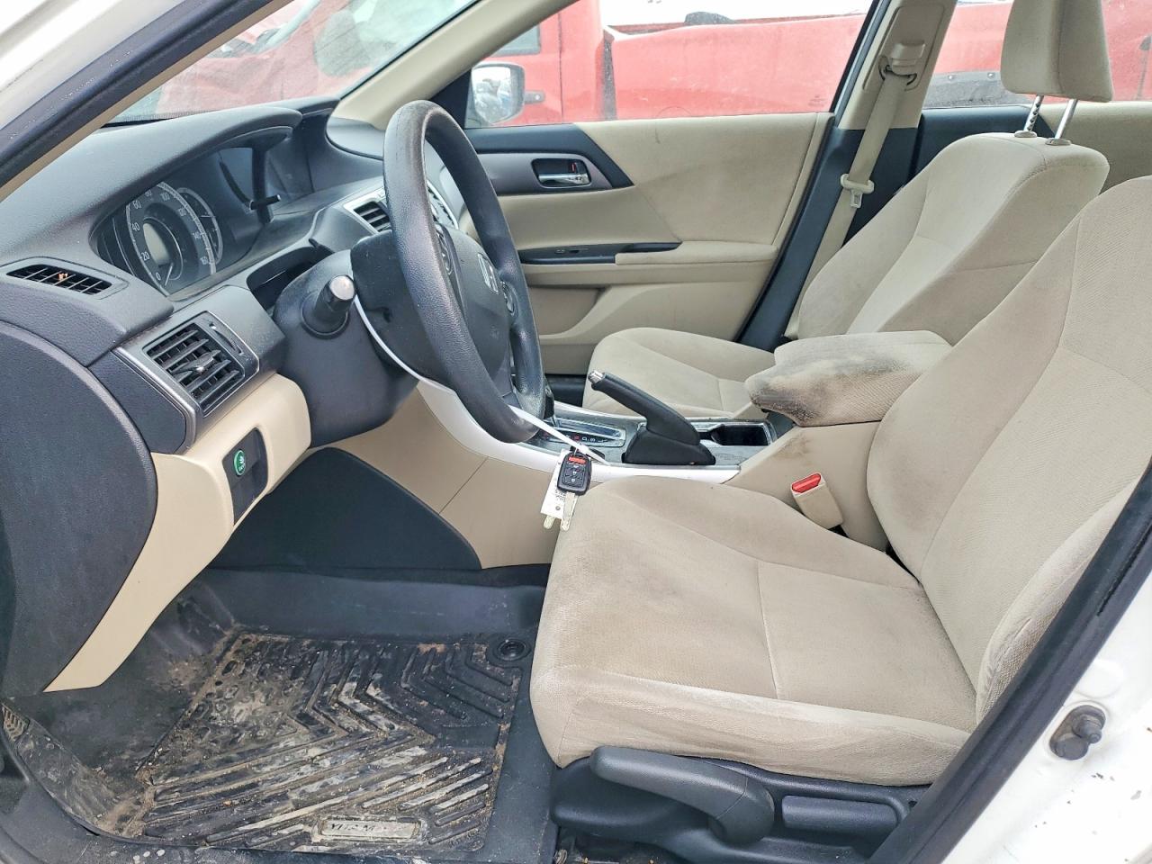 2013 HONDA ACCORD LX photo 19