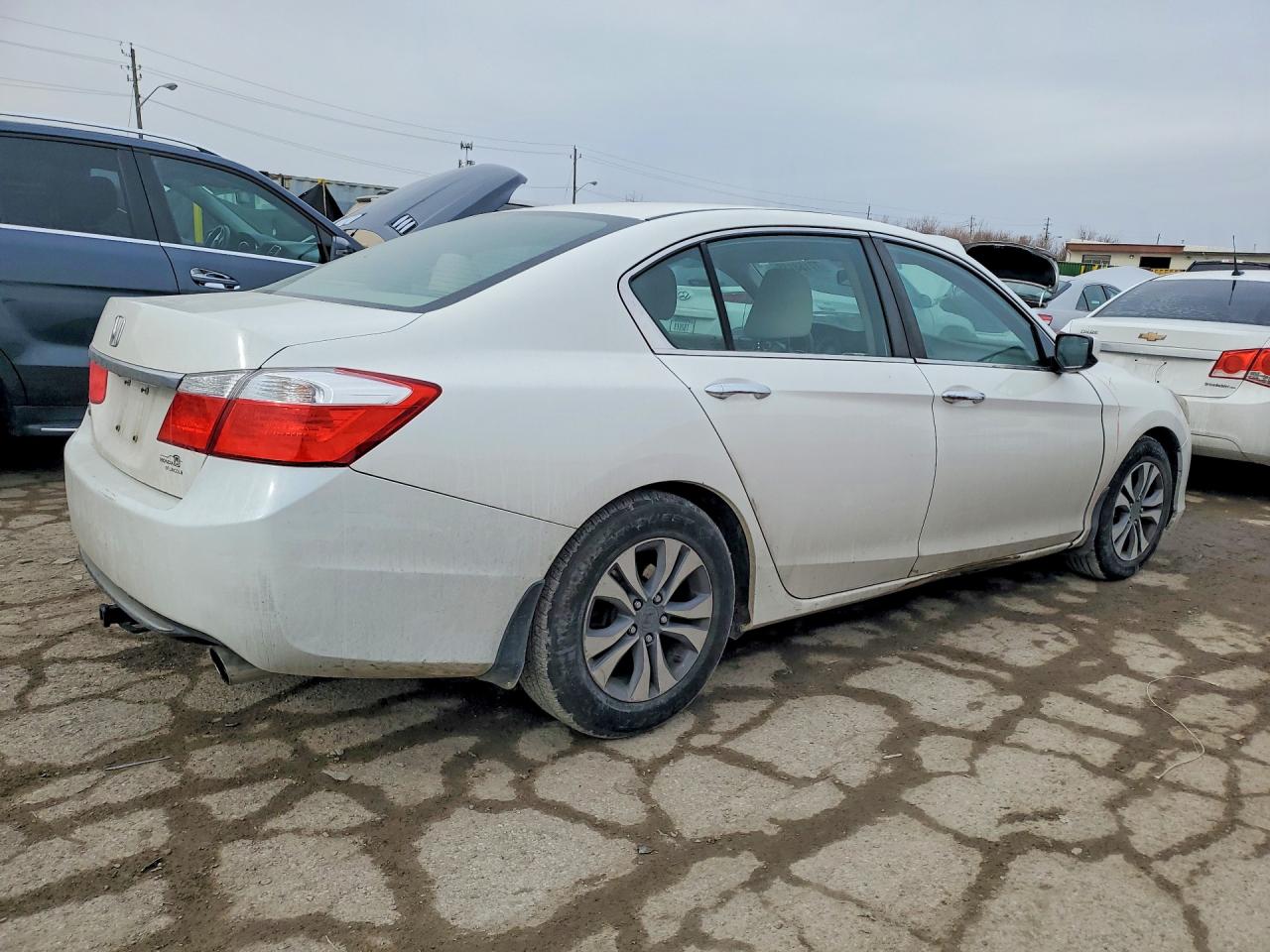 2013 HONDA ACCORD LX photo 7