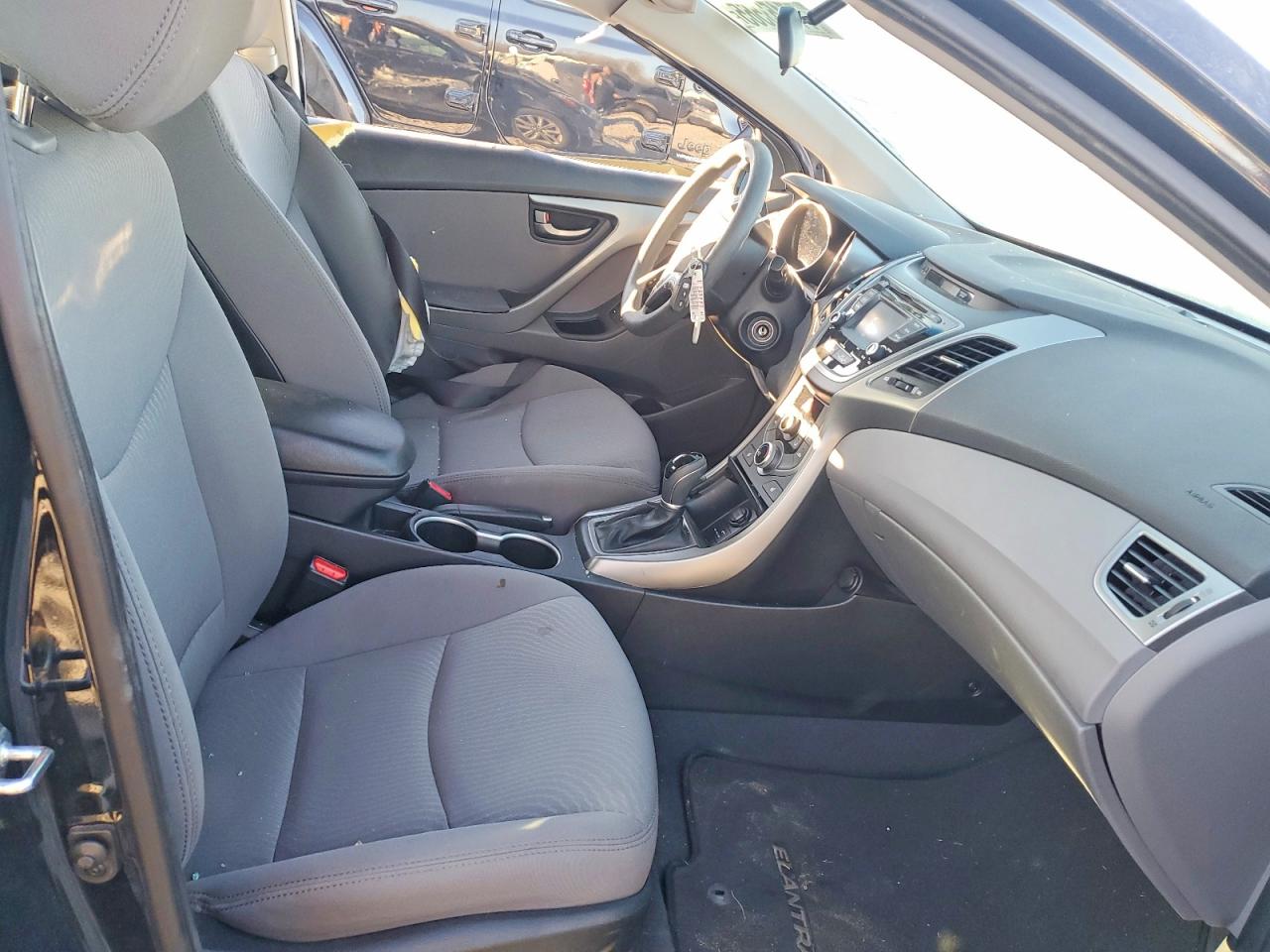 2014 HYUNDAI ELANTRA SE photo 13