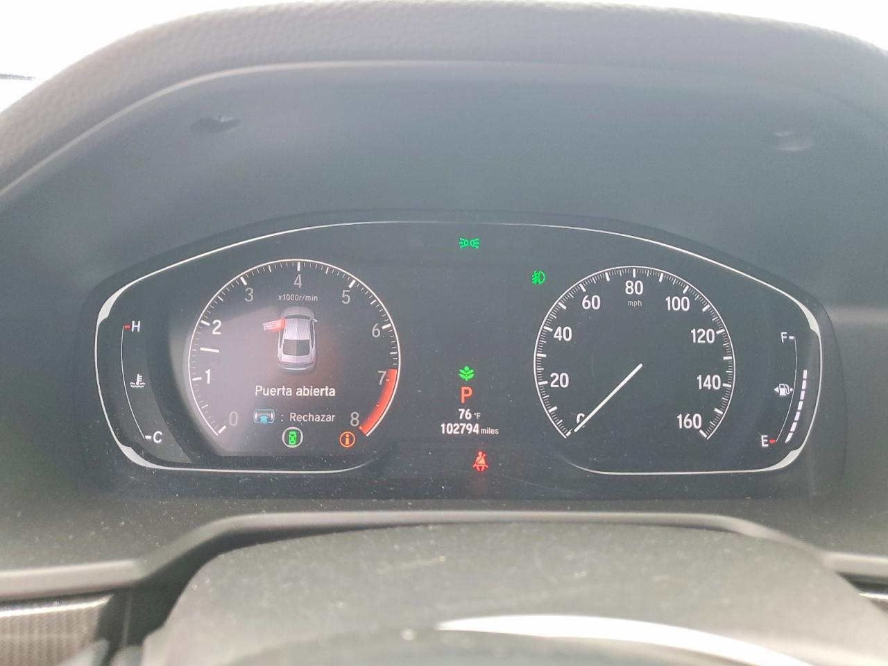 2018 HONDA ACCORD photo 17