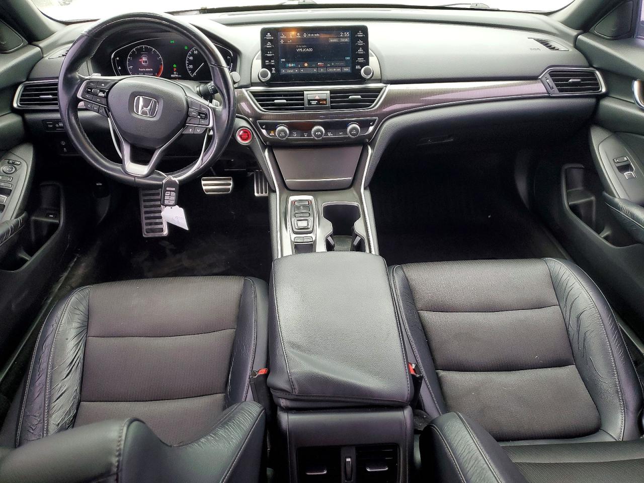 2018 HONDA ACCORD photo 15