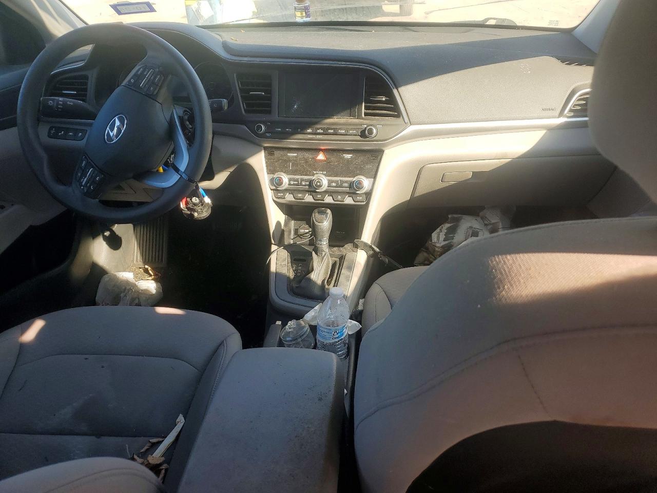 2020 HYUNDAI ELANTRA SEL photo 22