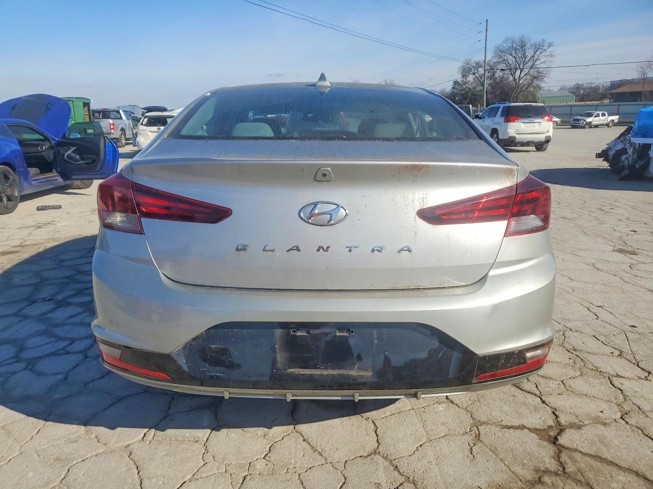 2020 HYUNDAI ELANTRA SEL photo 16
