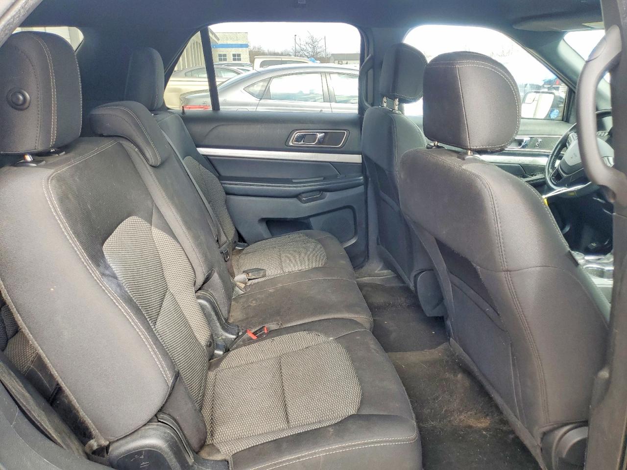 2017 FORD EXPLORER XLT photo 21
