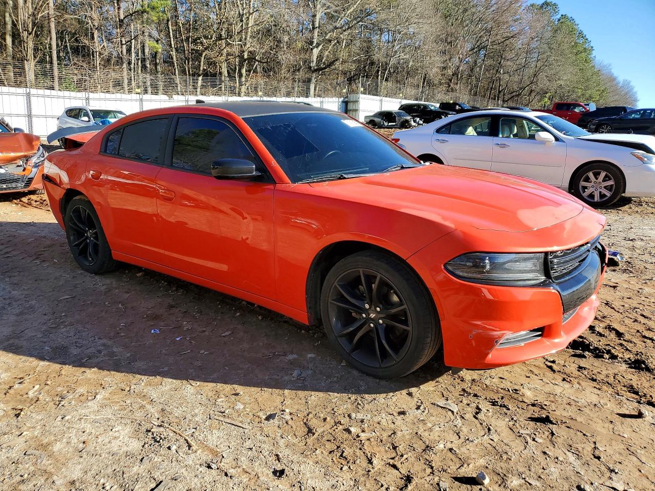 2017 DODGE CHARGER SXT photo 4