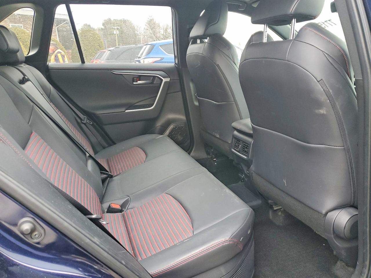 2024 TOYOTA RAV4 PRIME XSE photo 11