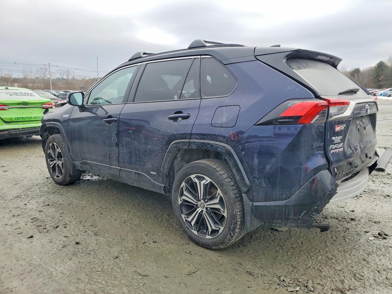 2024 TOYOTA RAV4 PRIME XSE photo 2