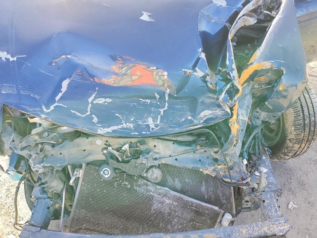 2010 HONDA ACCORD LXP photo 11