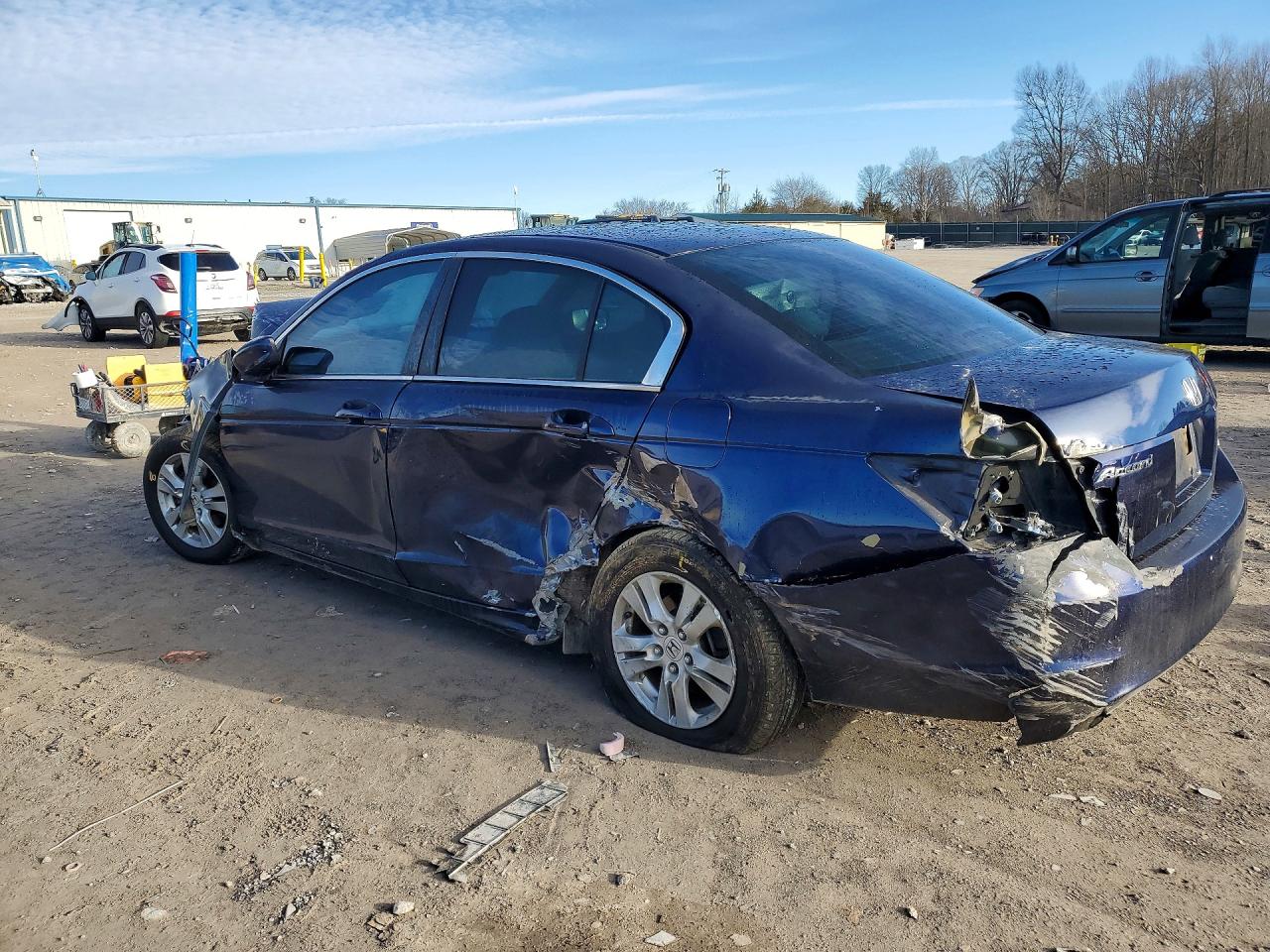 2010 HONDA ACCORD LXP photo 2