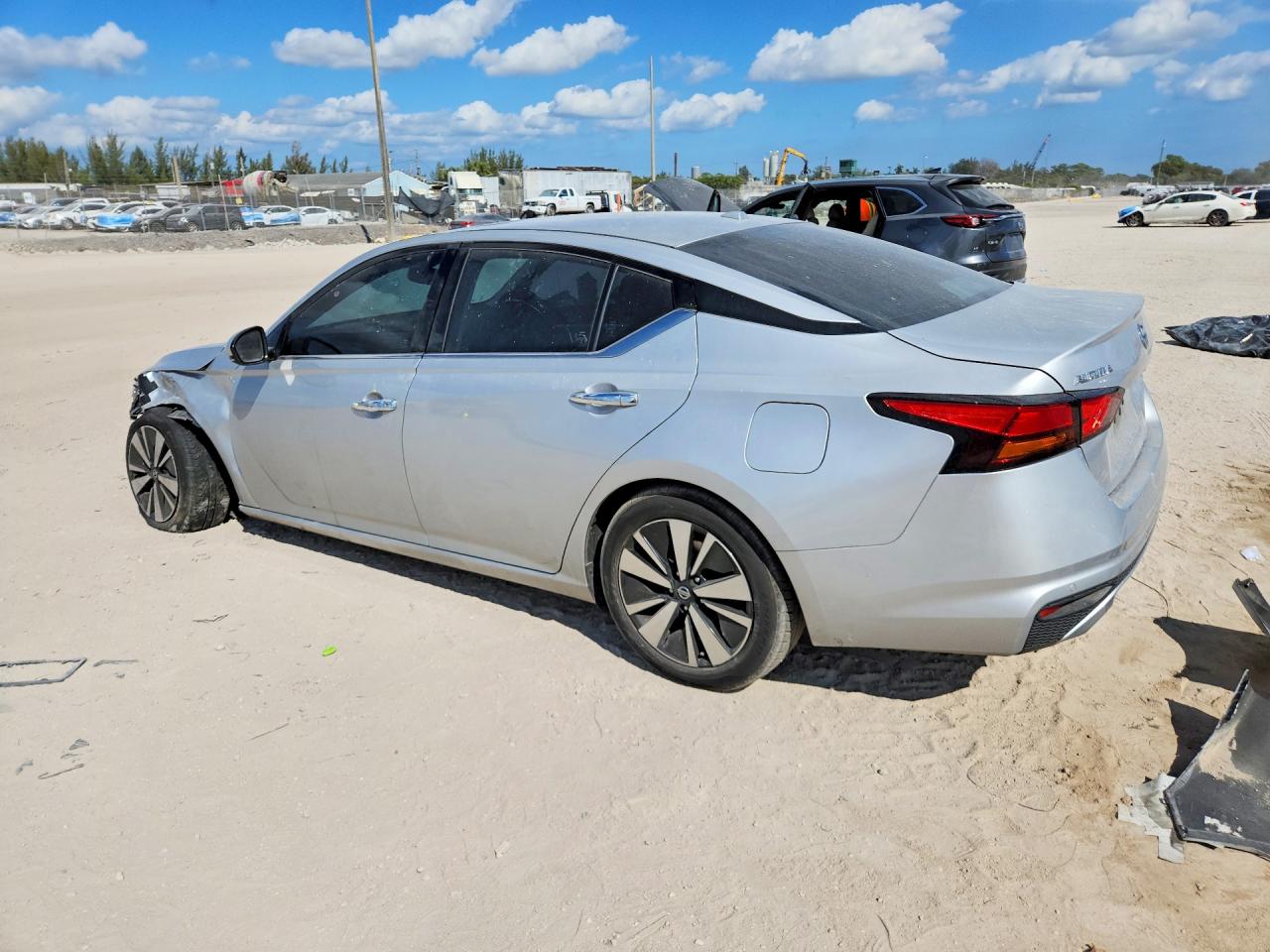 2019 NISSAN ALTIMA 2.5 SV photo 4