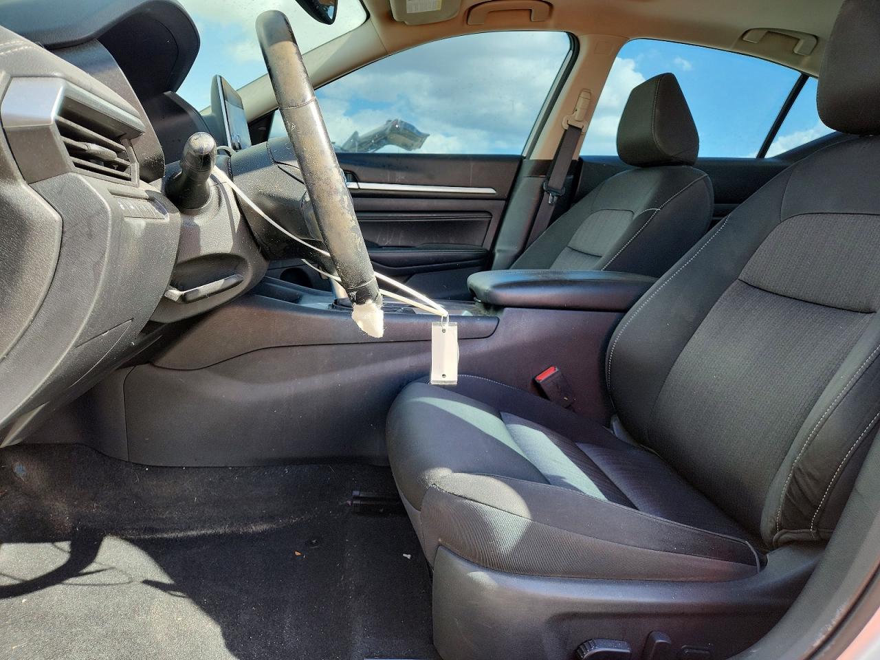 2019 NISSAN ALTIMA 2.5 SV photo 19