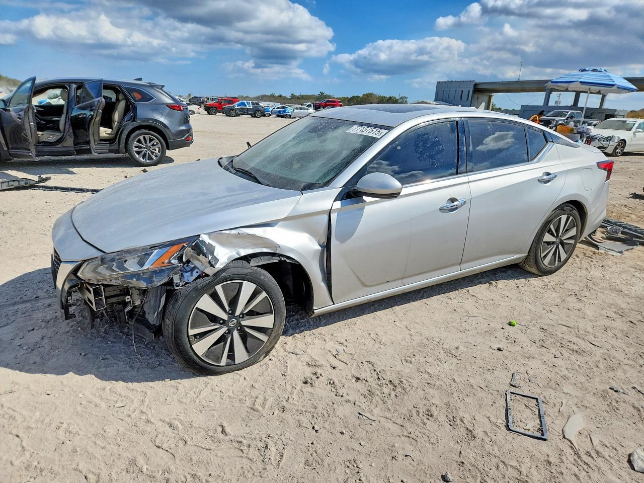 2019 NISSAN ALTIMA 2.5 SV photo 2