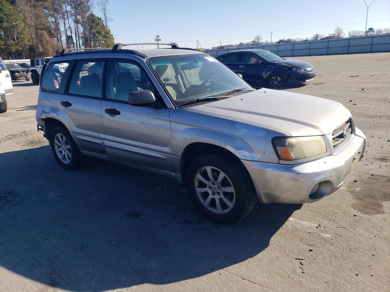 2005 SUBARU FORESTER photo 10