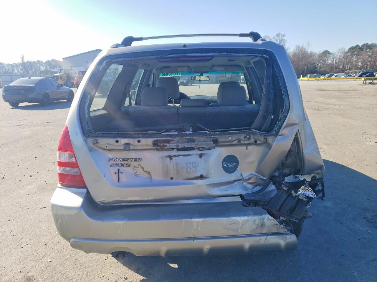 2005 SUBARU FORESTER photo 16