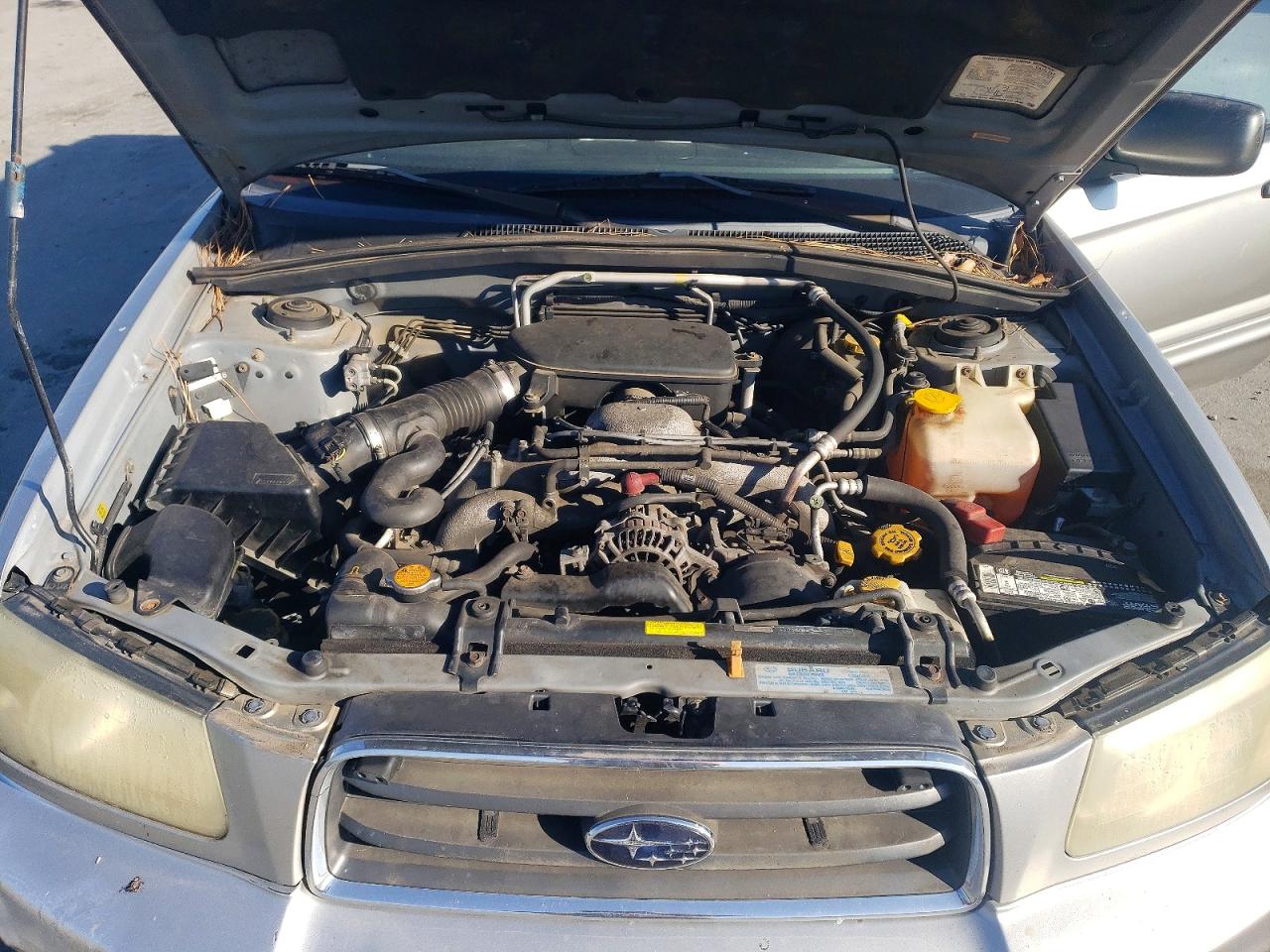 2005 SUBARU FORESTER photo 34