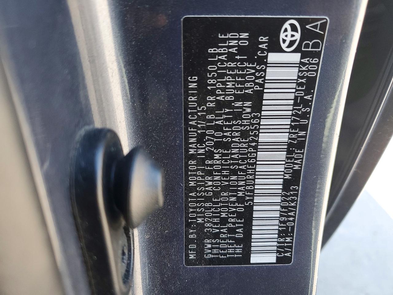 2016 TOYOTA COROLLA L photo 23