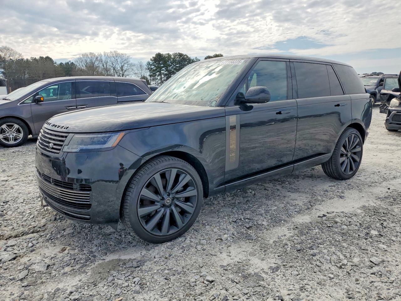 2024 LAND ROVER RANGE ROVER