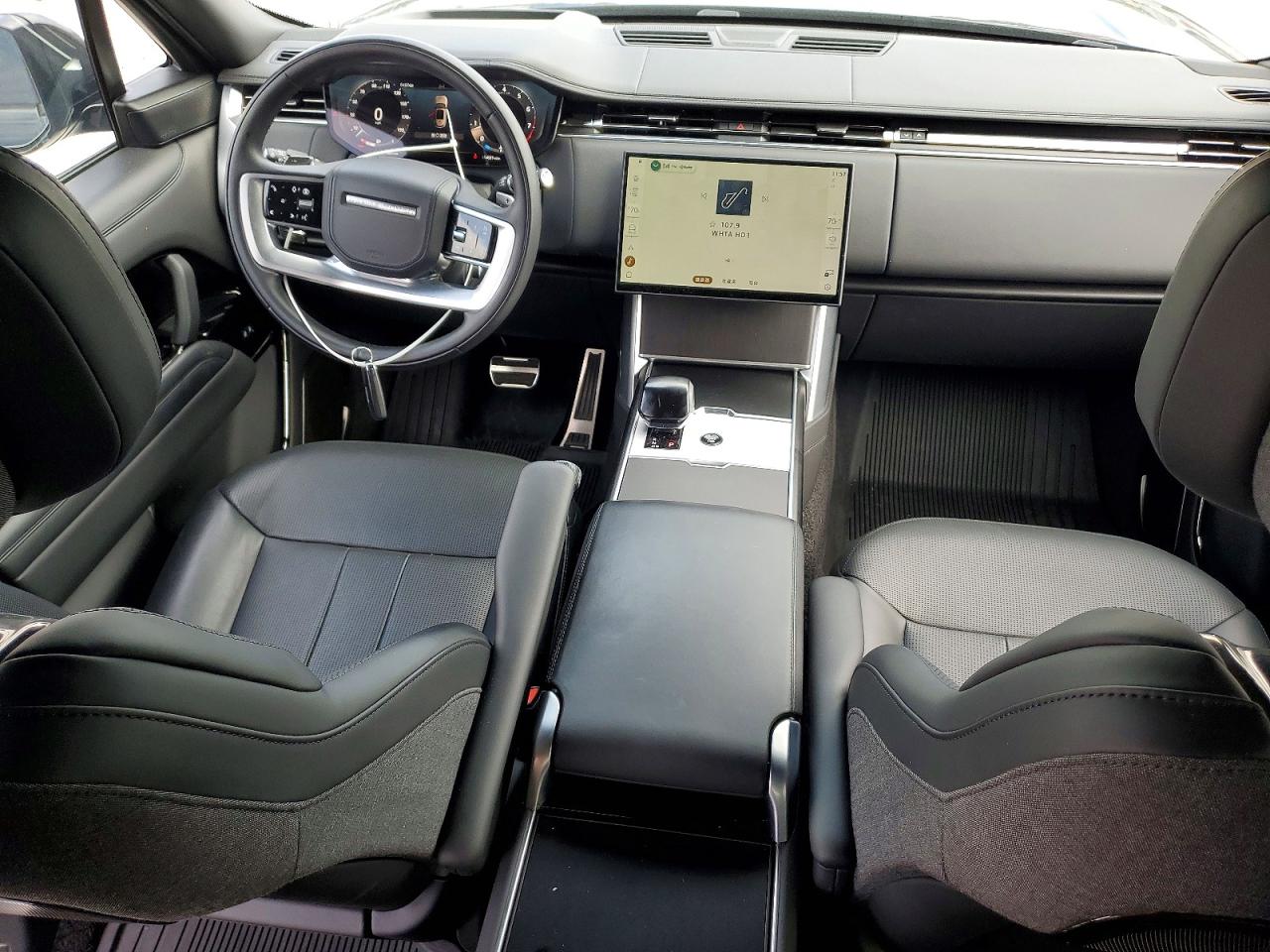 2024 LAND ROVER RANGE ROVER SV photo 15