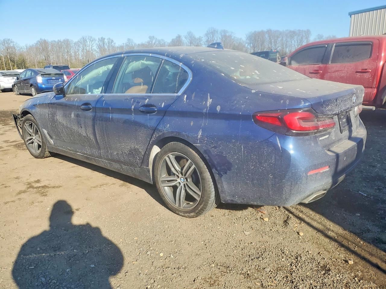 2021 BMW 530 XI photo 3