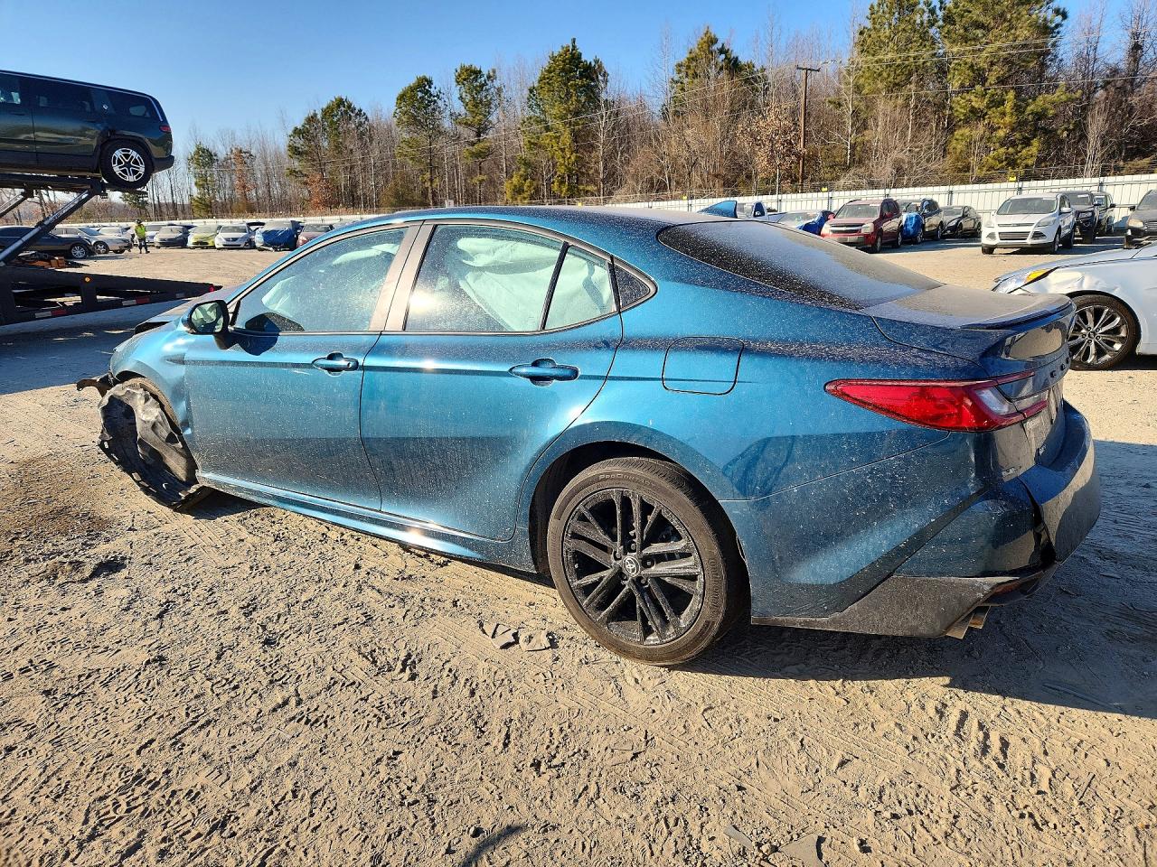 2025 TOYOTA CAMRY XSE photo 3