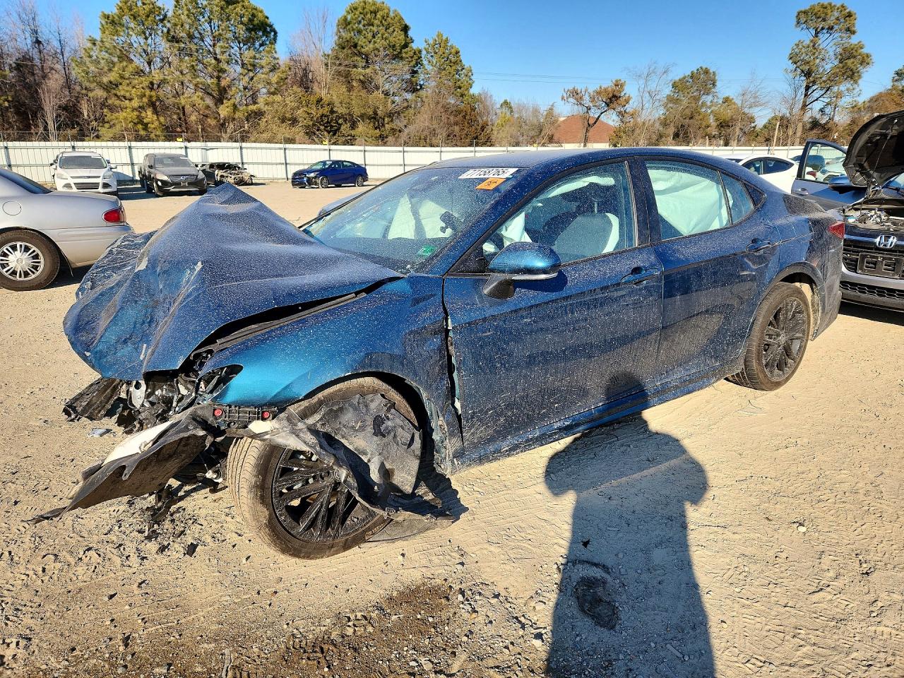 2025 TOYOTA CAMRY