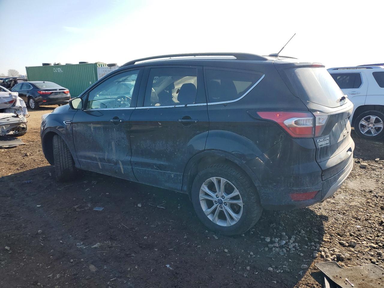 2017 FORD ESCAPE SE photo 3