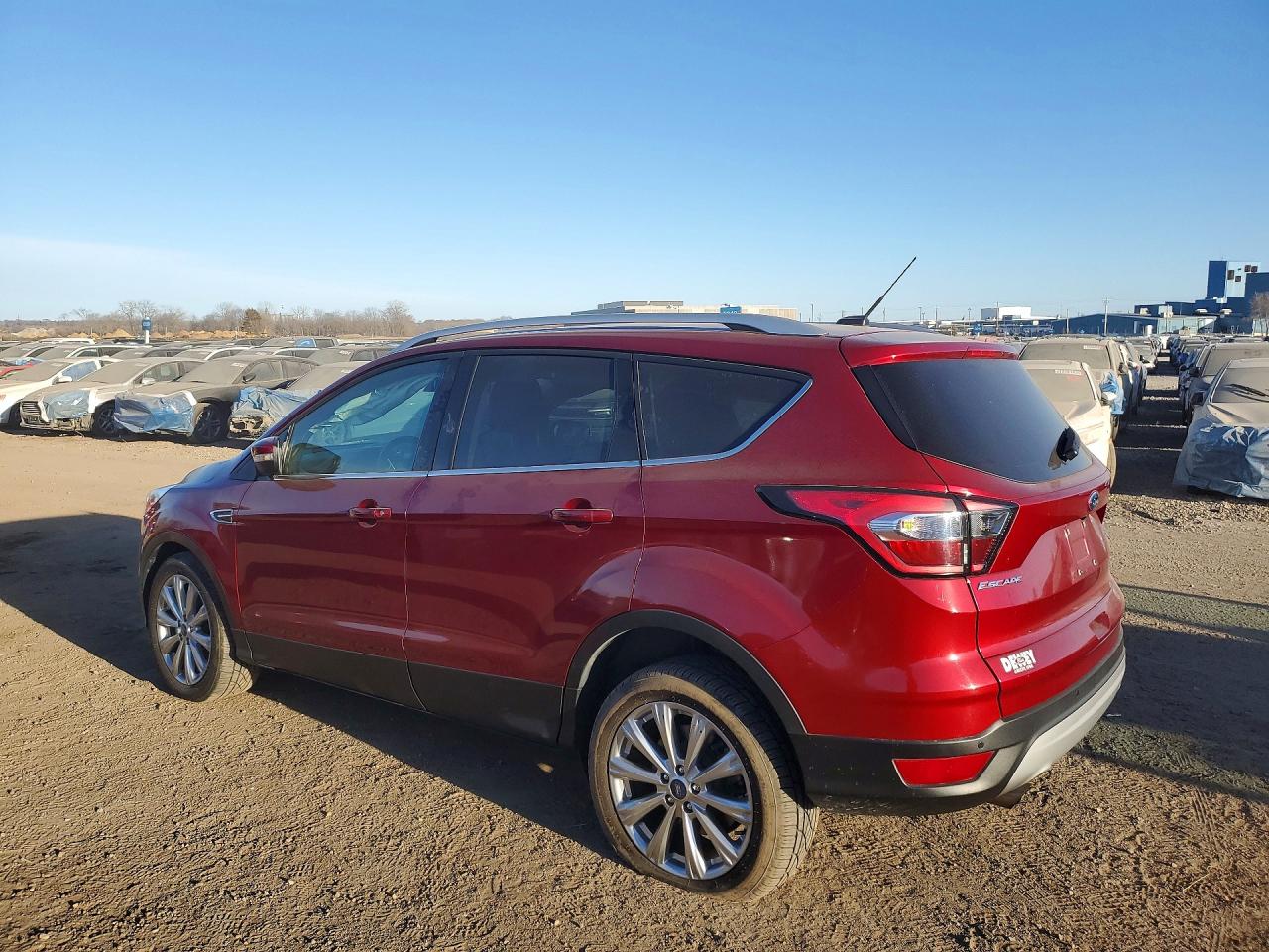 2017 FORD ESCAPE TITANIUM photo 2