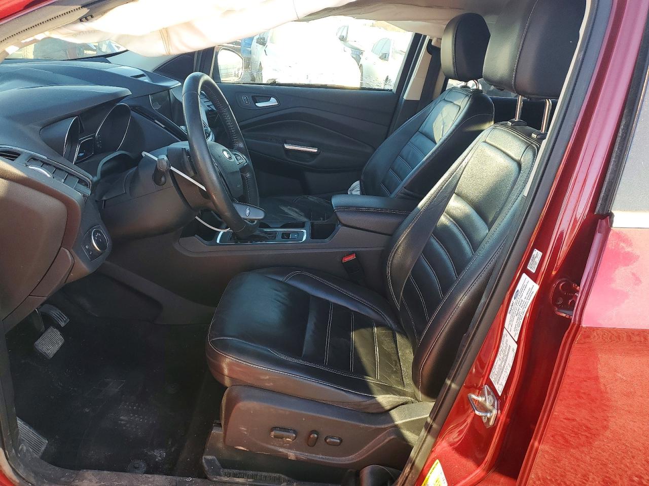 2017 FORD ESCAPE TITANIUM photo 7
